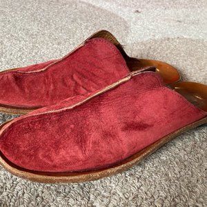 cydwoq handmade red suede mules (39.5)